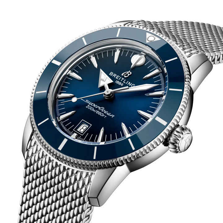 Breitling AB3111161C1A1 official three-quarter view