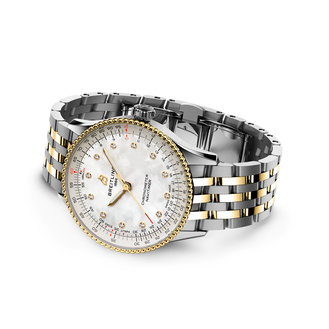 Breitling Navitimer Automatic 36 D173271A1A1D1 bracelet view