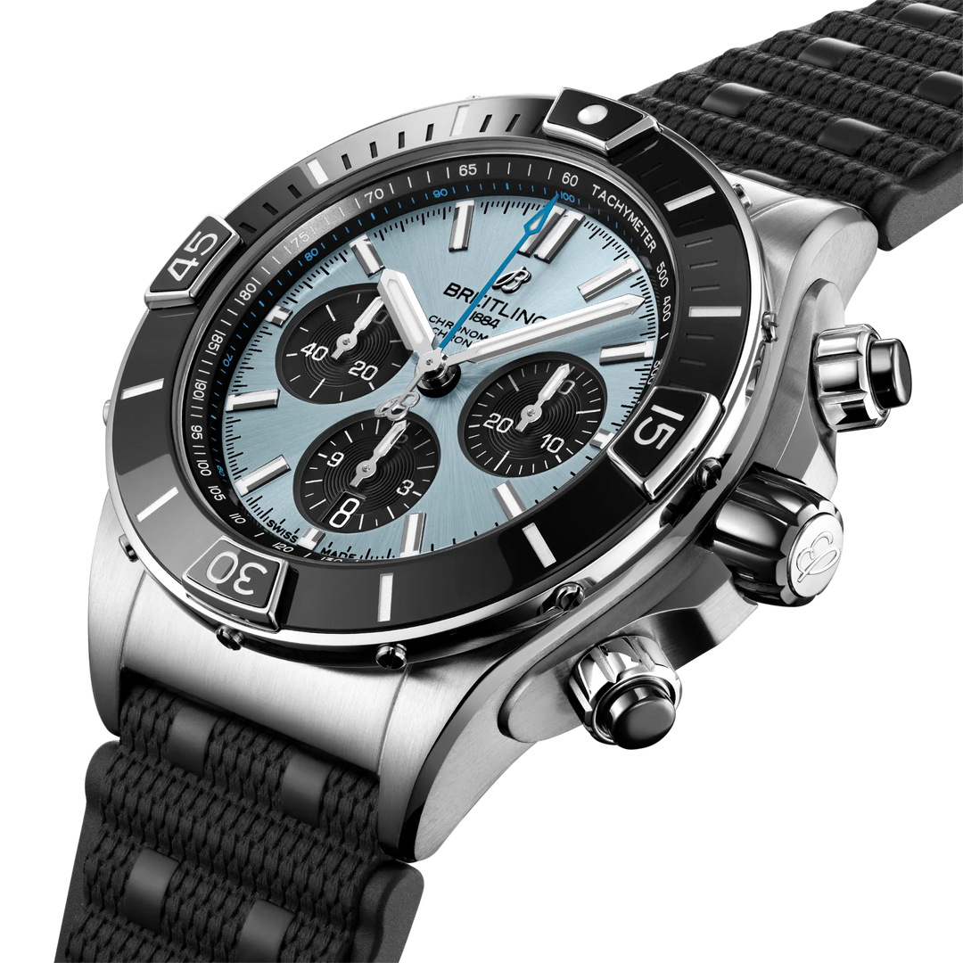 Breitling Super Chronomat B01 44 PB0136251C1S1 three-quarter view