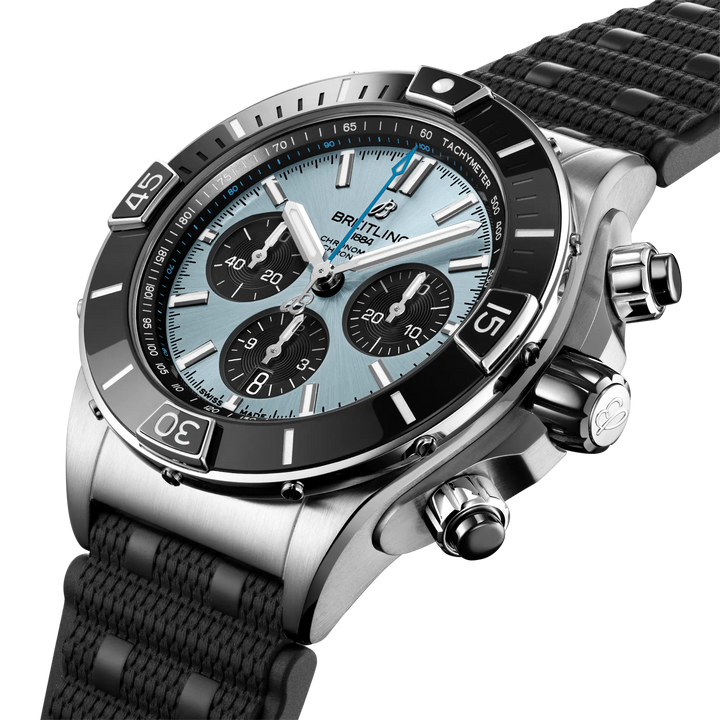 Breitling Super Chronomat B01 44 PB0136251C1S1 three-quarter view