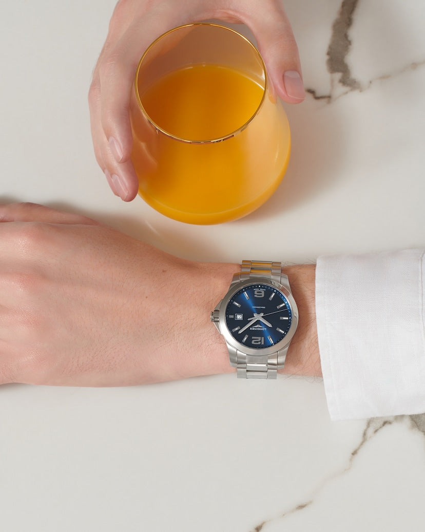 Longines Conquest 41 mm L3.759.4.96.6 Wrist 2