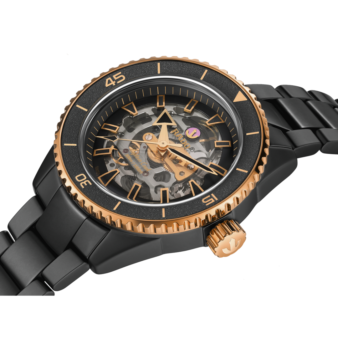 Rado Captain Cook High-Tech Ceramic Skeleton 43.0 mm R32192152
