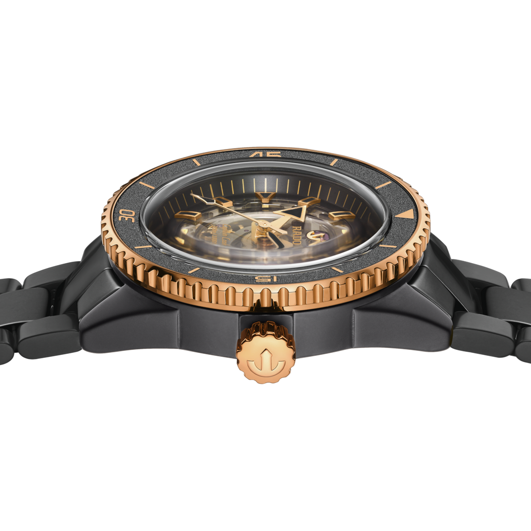 Rado Captain Cook High-Tech Ceramic Skeleton 43.0 mm R32192152