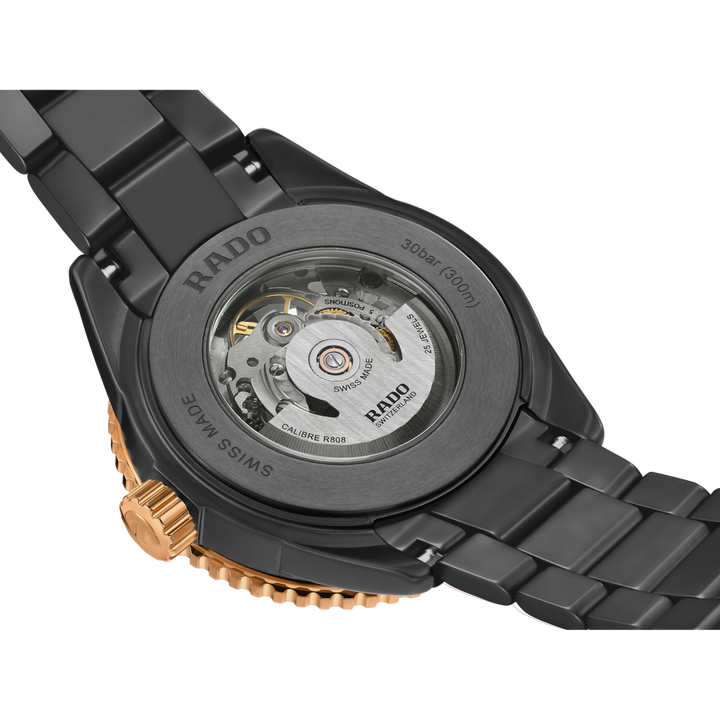Rado Captain Cook High-Tech Ceramic Skeleton 43.0 mm R32192152