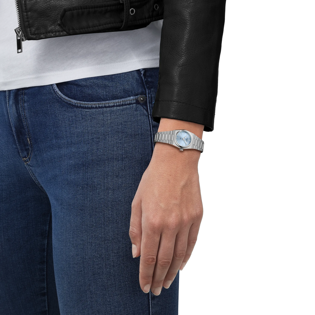 Simulation of the watch Tissot PRX 25mm on a wrist, reference T137.010.11.351.00