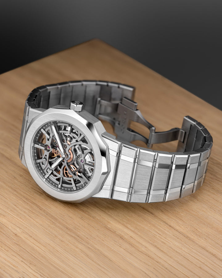 Corum Admiral watch A39.232.TZ0.1G official detail view