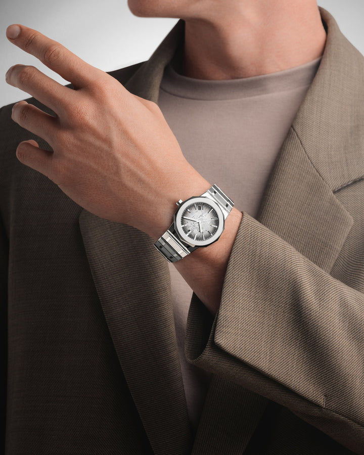 Corum Admiral watch A39.231.AG0.0G official lifestyle view