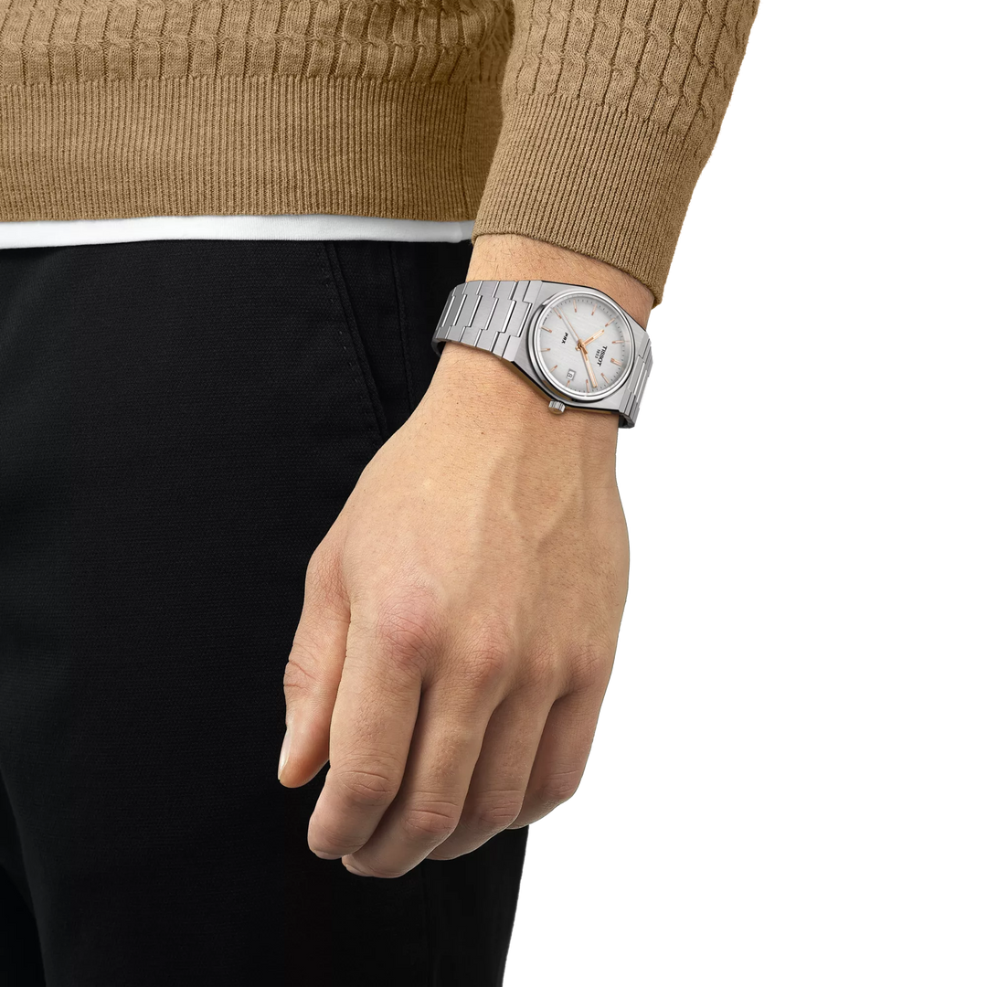Simulation of the watch Tissot PRX 40mm on a wrist, reference T137.410.11.031.00