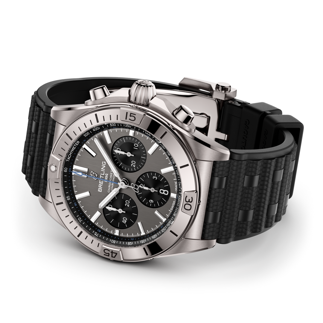 Breitling Chronomat B01 42 EB0134101M1S1 strap view