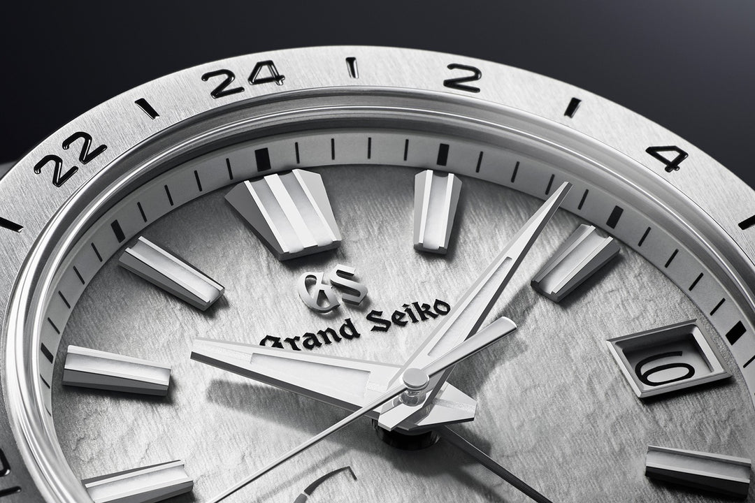 Grand Seiko SBGE285 official mist-grey dial detail