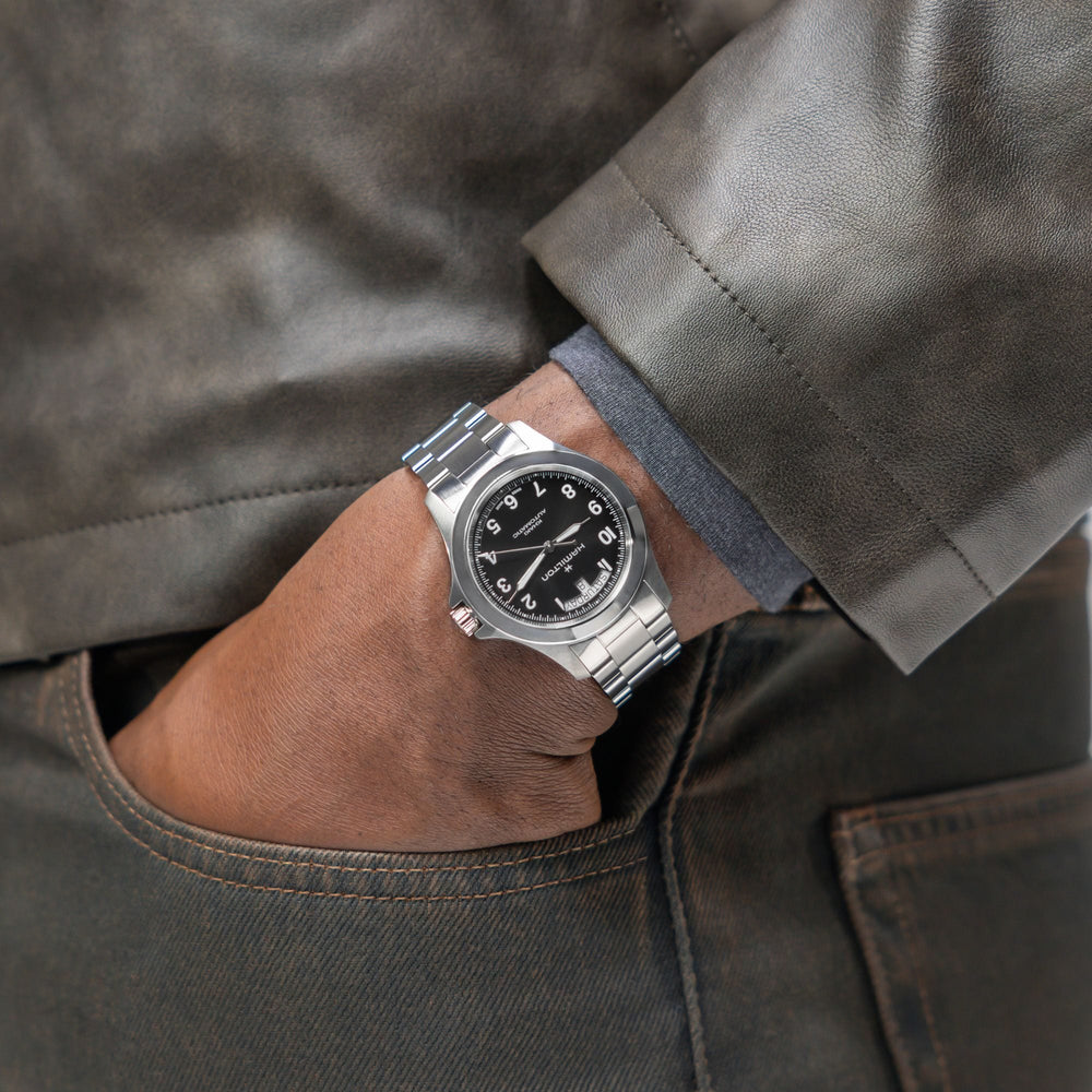 Hamilton Khaki Field King Day-Date 40 mm H64475131 worn on wrist