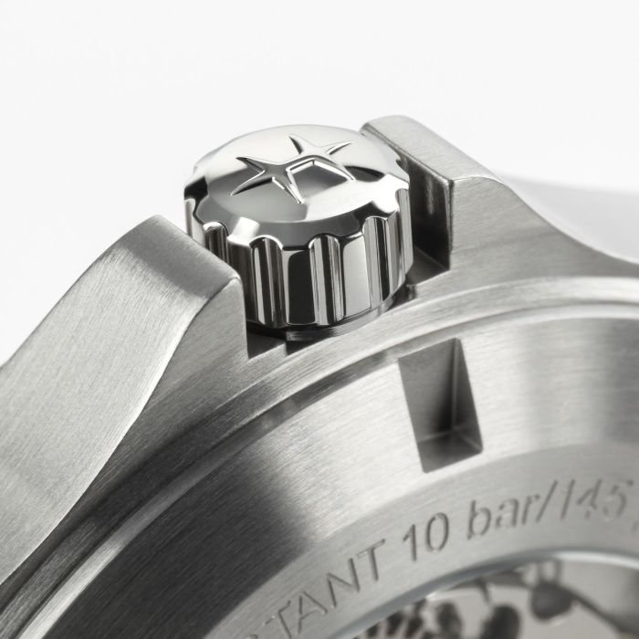 Hamilton Khaki Field King Day-Date 40mm H64475160 bracelet detail