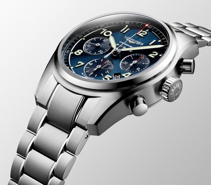Longines Spirit Chronograph 42 mm L3.820.4.93.6 detail