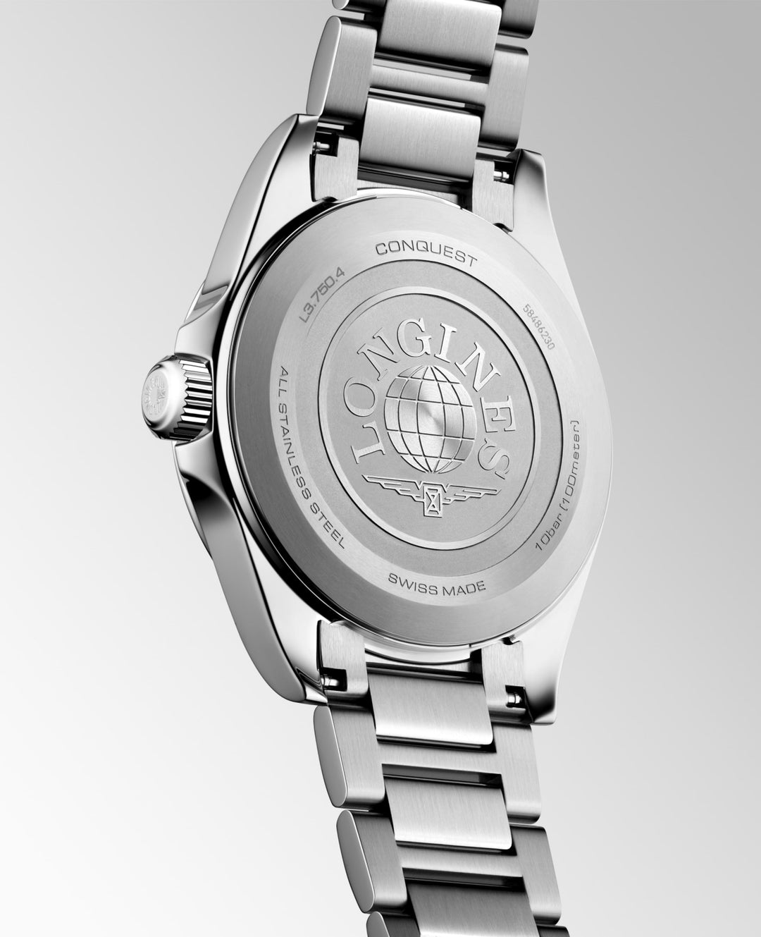 Longines Conquest Quartz L3.750.4.92.6 case detail