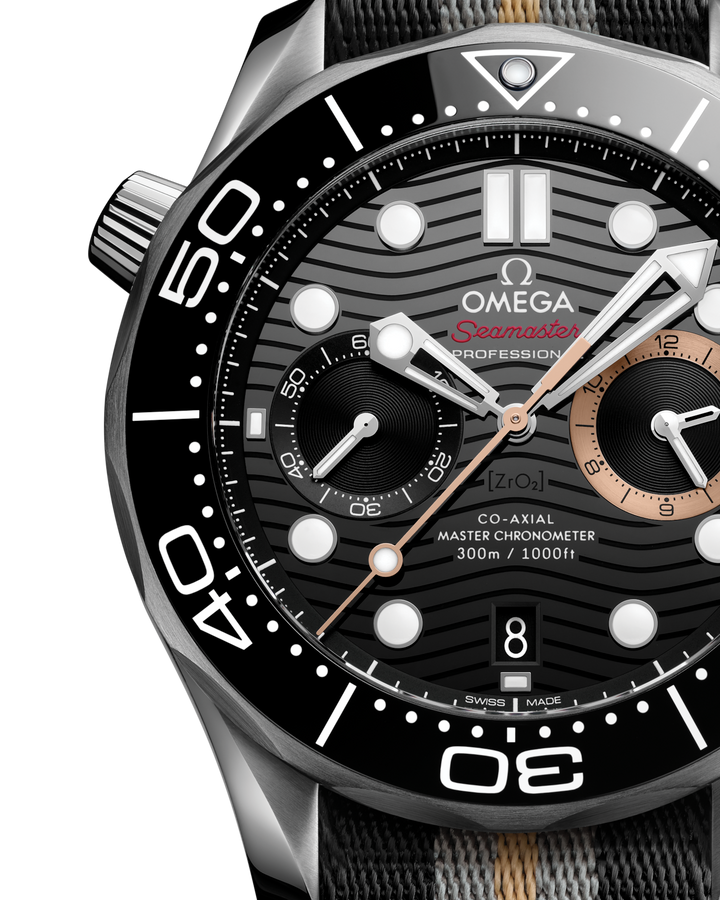 OMEGA Seamaster Diver 300M 44 mm 007 First Light 210.32.44.51.01.002