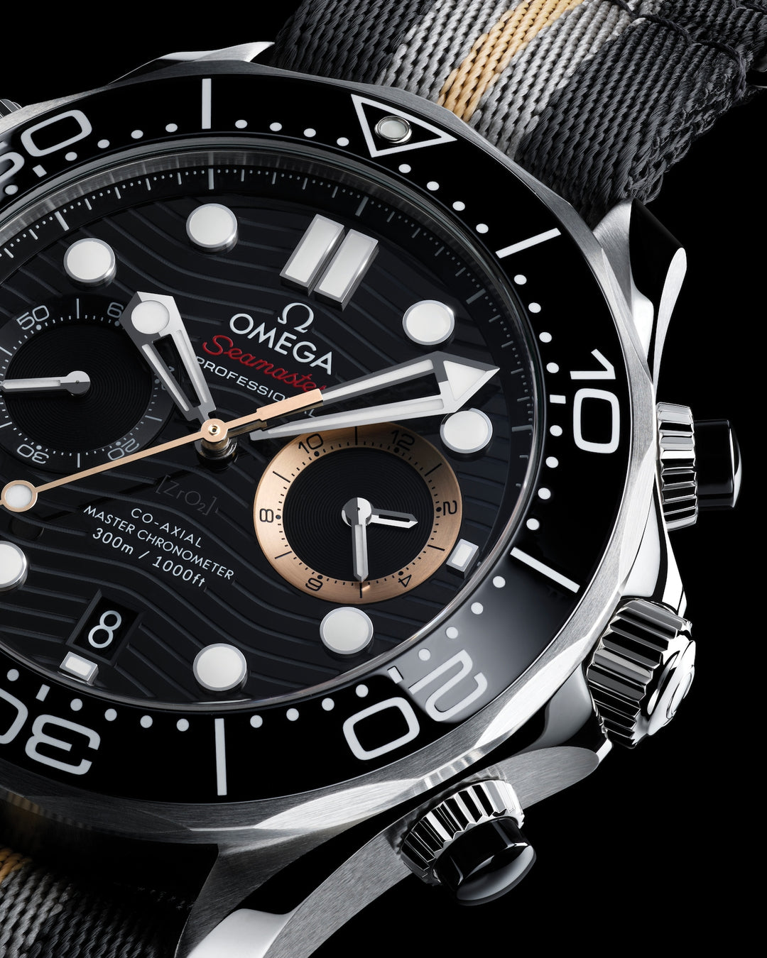 OMEGA Seamaster Diver 300M 44 mm 007 First Light 210.32.44.51.01.002