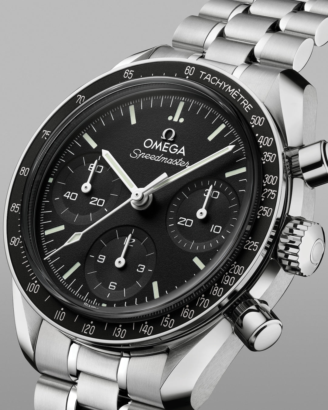 OMEGA Speedmaster 38 mm black dial watch 324.30.38.50.01.002 official view 4
