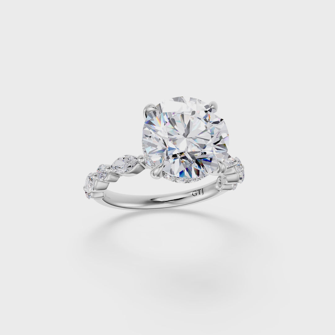 Stylish Lab Grown Diamond Engagement Ring