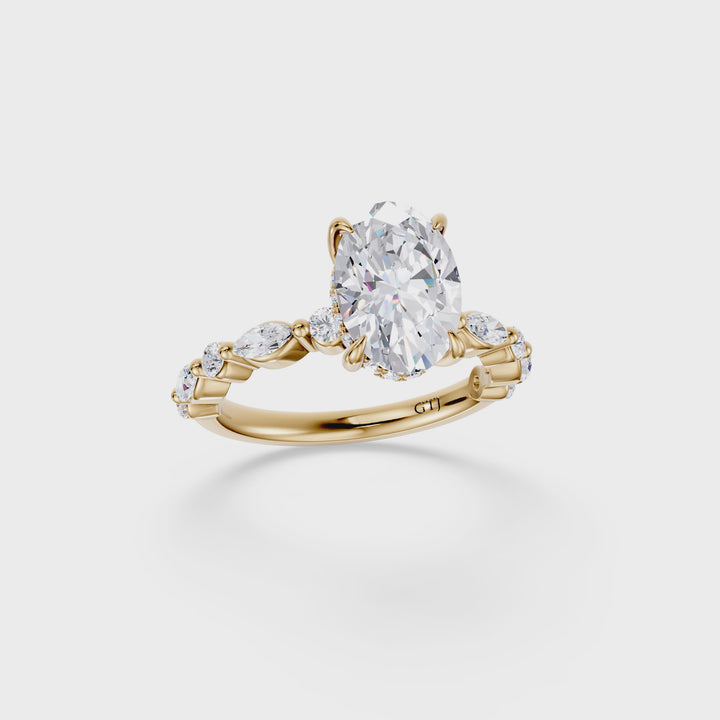 Stylish Lab Grown Diamond Engagement Ring
