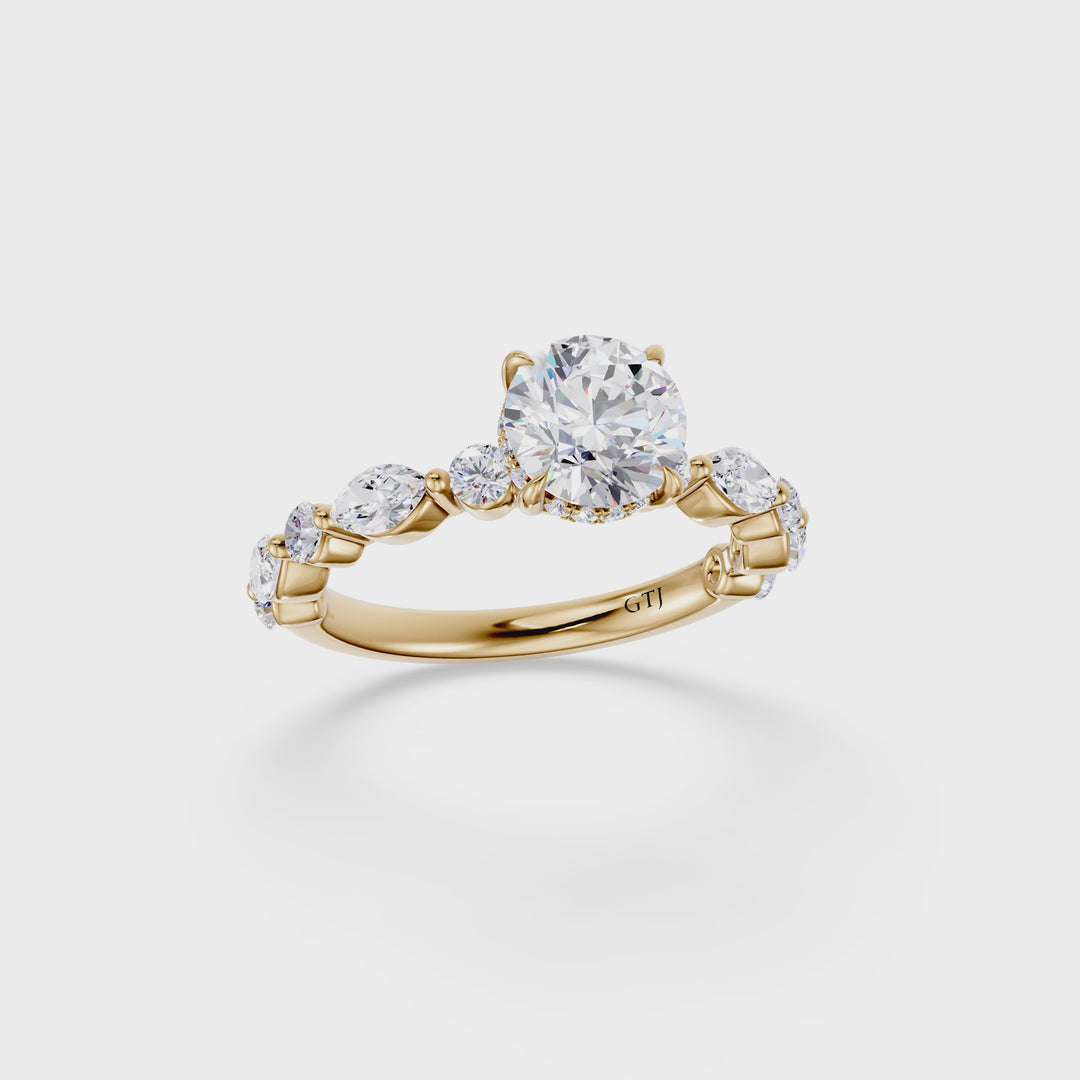 Stylish Lab Grown Diamond Engagement Ring