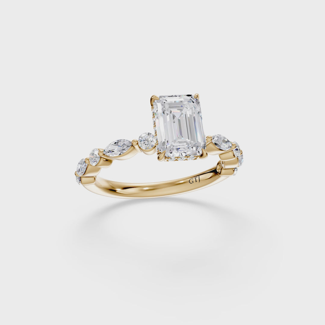 Stylish Lab Grown Diamond Engagement Ring