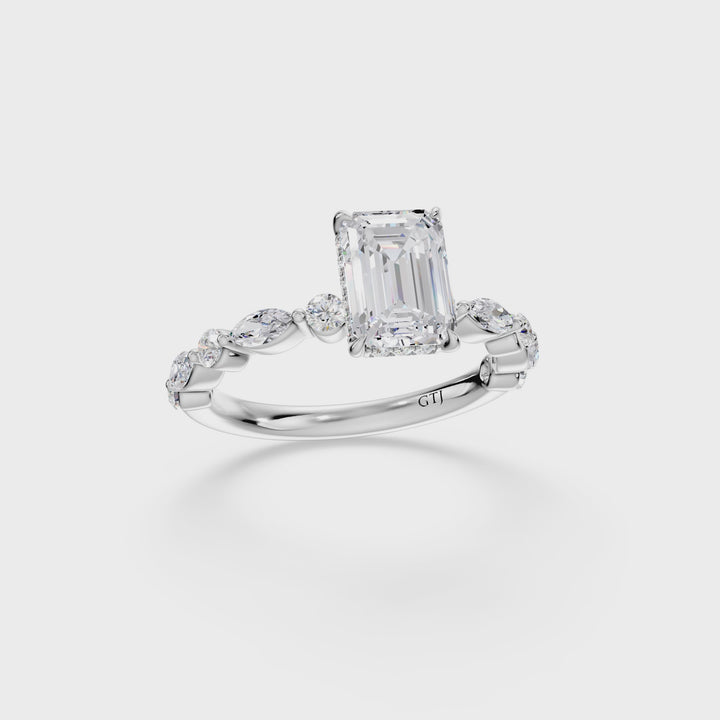 Stylish Lab Grown Diamond Engagement Ring