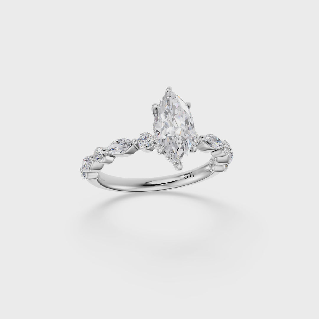 Stylish Lab Grown Diamond Engagement Ring