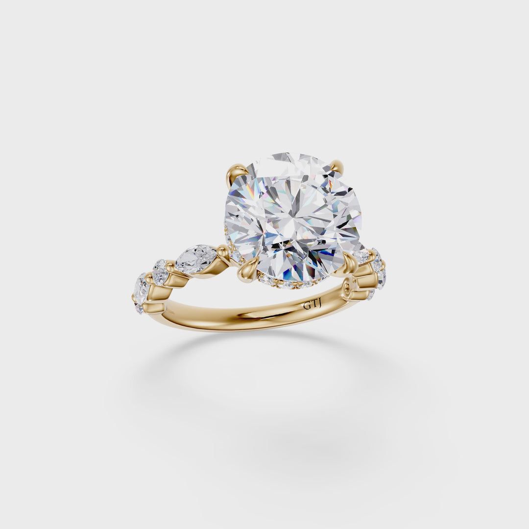 Stylish Lab Grown Diamond Engagement Ring