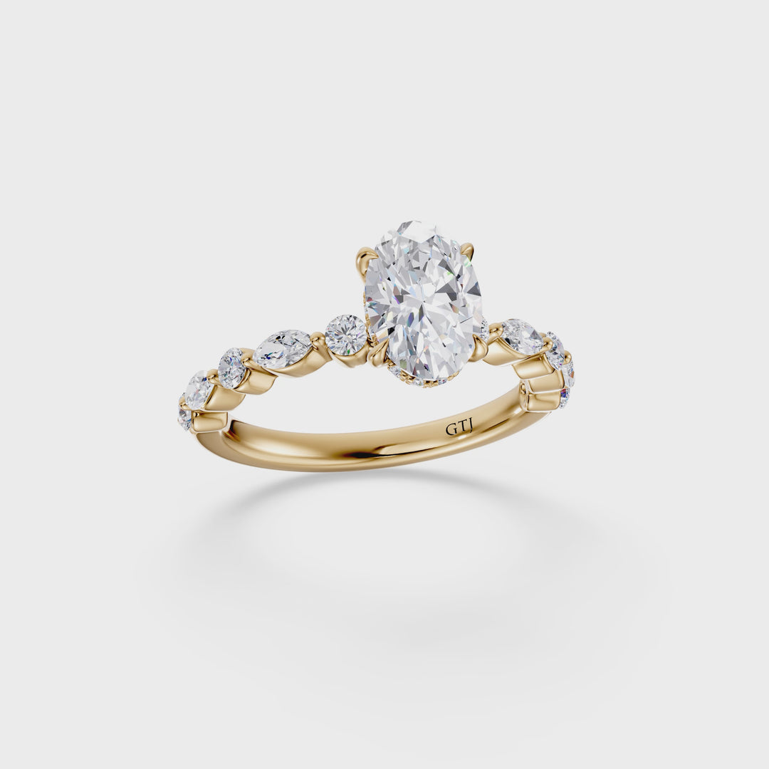Stylish Lab Grown Diamond Engagement Ring