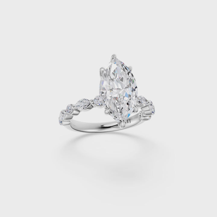 Stylish Lab Grown Diamond Engagement Ring