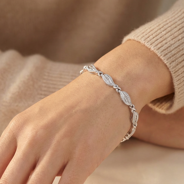 Shimmering Leaves 1 Carat TW Diamond Tennis Bracelet