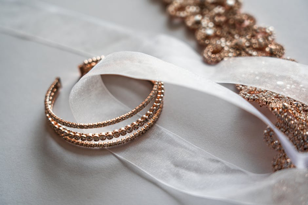 Classic Rose Gold Styles for Springtime