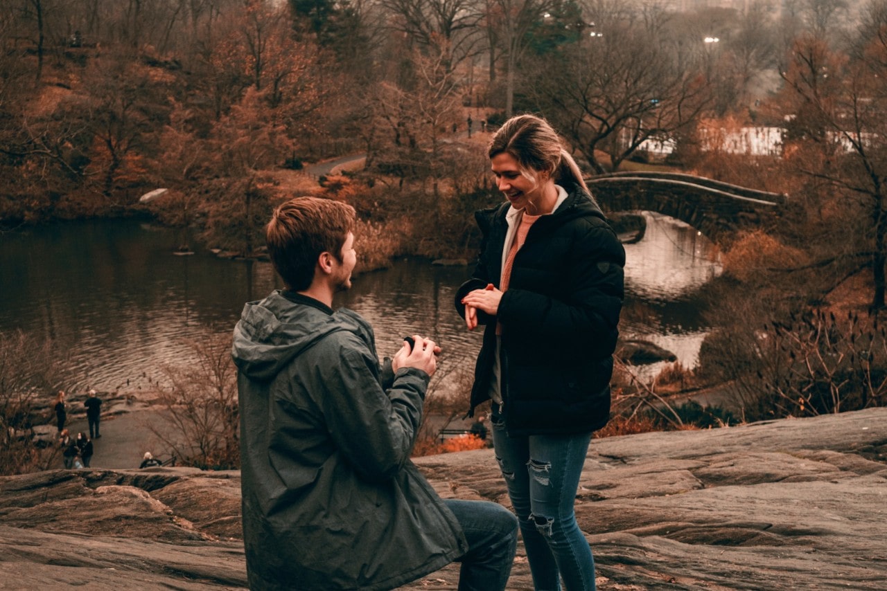 Say “Yes” to These Enchanting Fall Proposal Ideas